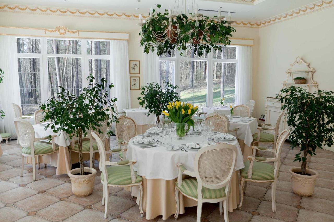 Kronon Park Hotel Grodno Konforlar fotoğraf